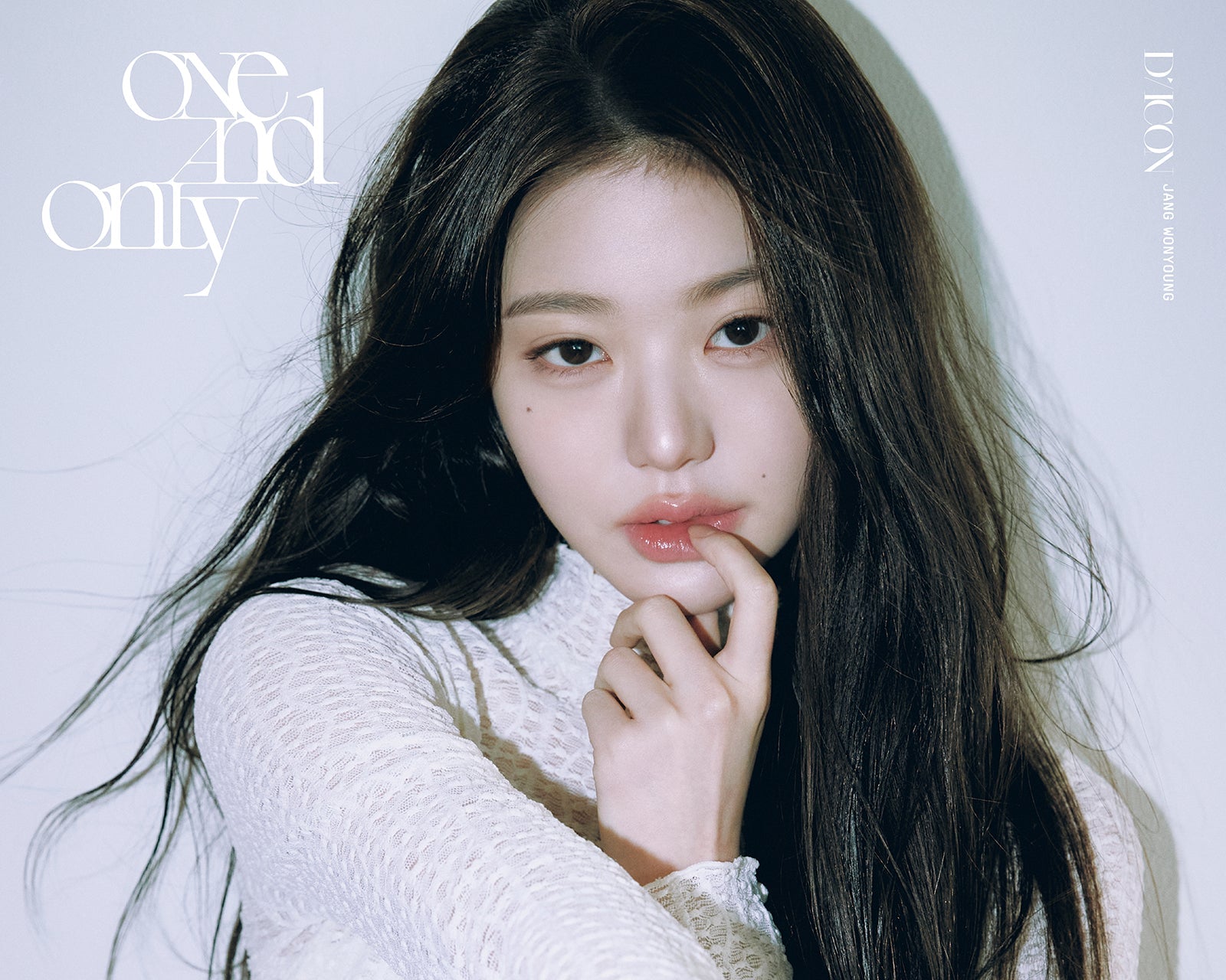 DICON VOLUME N°31 JANG WONYOUNG ONE AND ONLY A-TYPE – D'PARTMENT